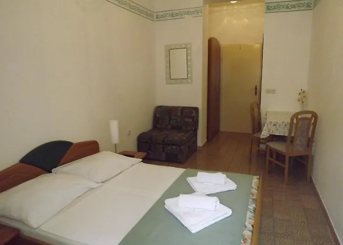 Marica - Sobe, Zimmer, 3*