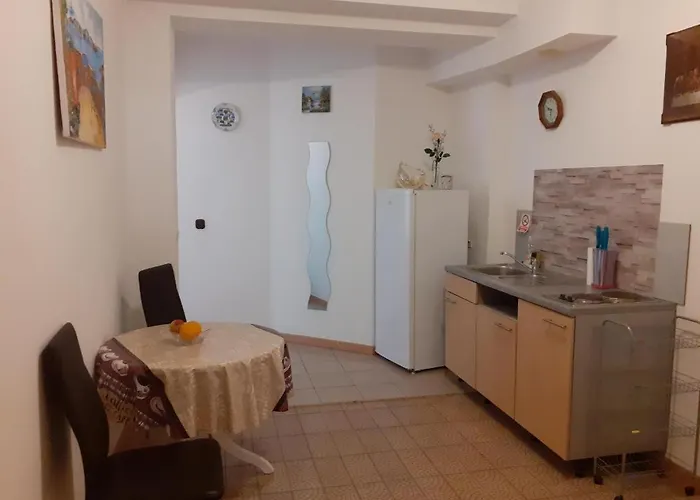 Marica - Sobe, Zimmer, 3* Crikvenica